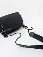 Bimba-Y-Lola-Medium-Black-Nylon-Crossbody-Bag-Balilene-detail-belakang
