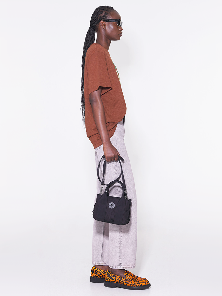 Bimba-Y-Lola-Small-Black-Nylon-Tote-Bag-with-Silver-Hardware-Balilene-onmodel1_