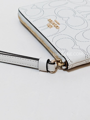 Coach Corner Zip Wristlet In Signature Leather Chalk