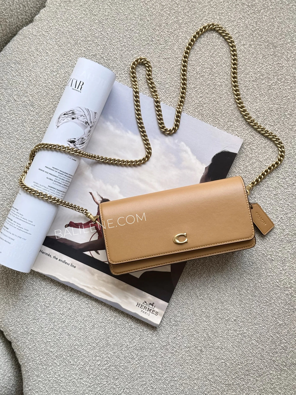 Coach-Evie-Essential-Long-Wallet-With-Chain-Honey-Brown-balilene
