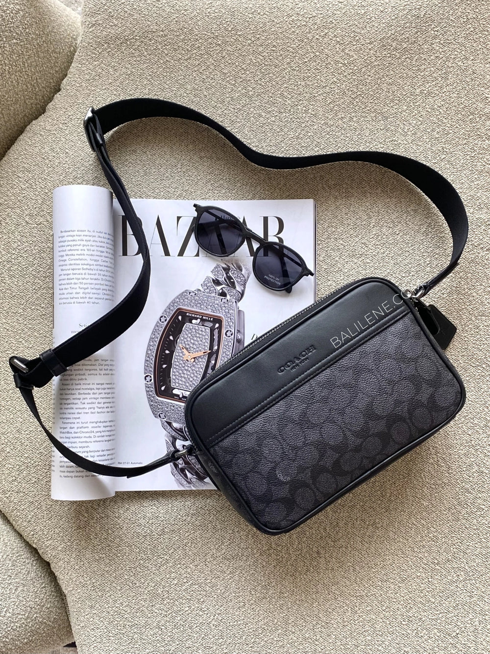 Coach-Graham-Crossbody-Bag-In-Signature-Canvas-Charcoal-Black-balilene