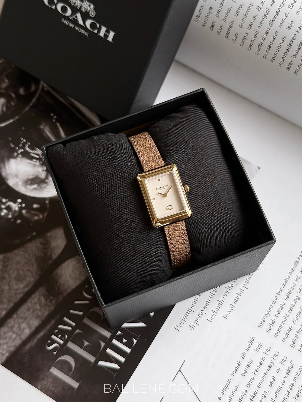 Coach-Mara-White-Dial-Canvas-Strap-Watch-Brown-balilene