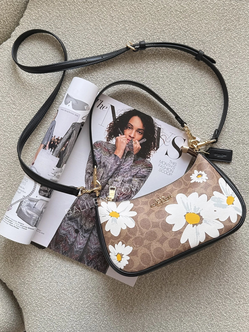 Coach-Teri-In-Signature-Canvas-With-FloraL-Print-Tan-Multi-balilene