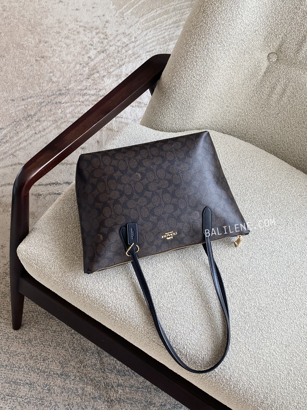 Coach-Zip-Top-Tote-In-Signature-Canvas-Walnut-Black-balilene