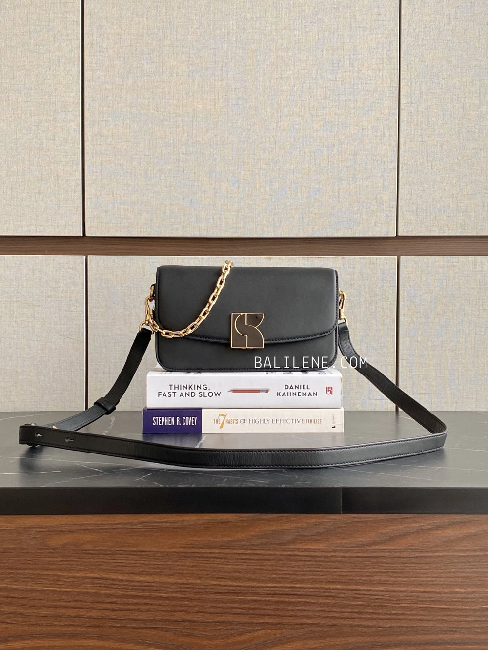 Kate-Spade-Dakota-Small-Crossbody-Bag-Black-balilene