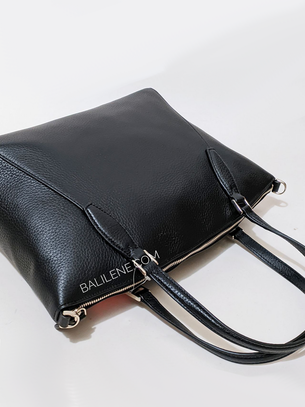 Kate-Spade-Monica-Satchel-Pebbled-Leather-Black-Balilene-detail-belakang