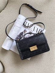 Tory-Burch-T-Monogram-Leather-Shoulder-Bag-Black-balilene