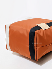 bagian-bawah-Longchamp-Le-Pliage-Small-Re-Play-Tote-Bag-Carotte