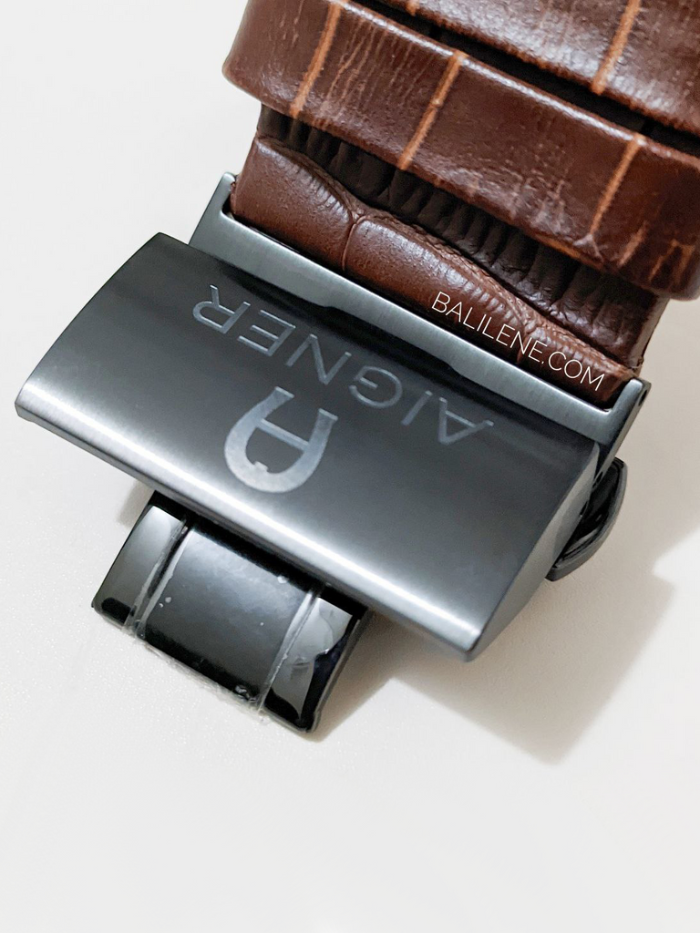 buckle-Aigner-A24149-Limited-Edition-Black-Case-Brown-Leather-Strap-Watch
