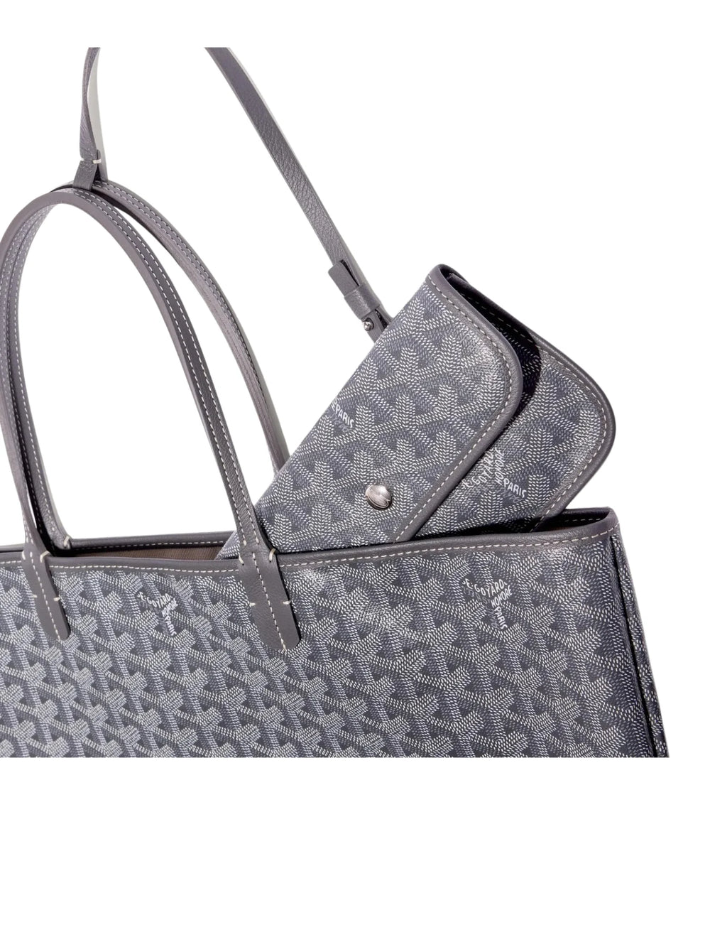 detail-Goyard-Saint-Louis-Pm-Tote-Bag-Grey