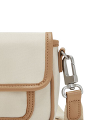detail-Kipling-Inaki-Muze-S-Shoulder-bag-Tan_2