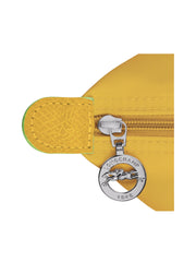 detail-Longchamp-Le-Pliage-Club-Green-Medium-Shoulder-Bag-Corn