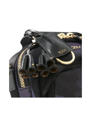 detail-Tumi-Voyageur-Troy-Crossbody-Lily-Indigo-PurpleWEBP