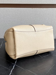 detail-bawah-Coach-Lana-Shoulder-Bag-23-Ivory-balilene