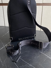 detail-belakang-Coach-West-Pack-In-Signature-Camo-Print-Grey-Multi-balilene