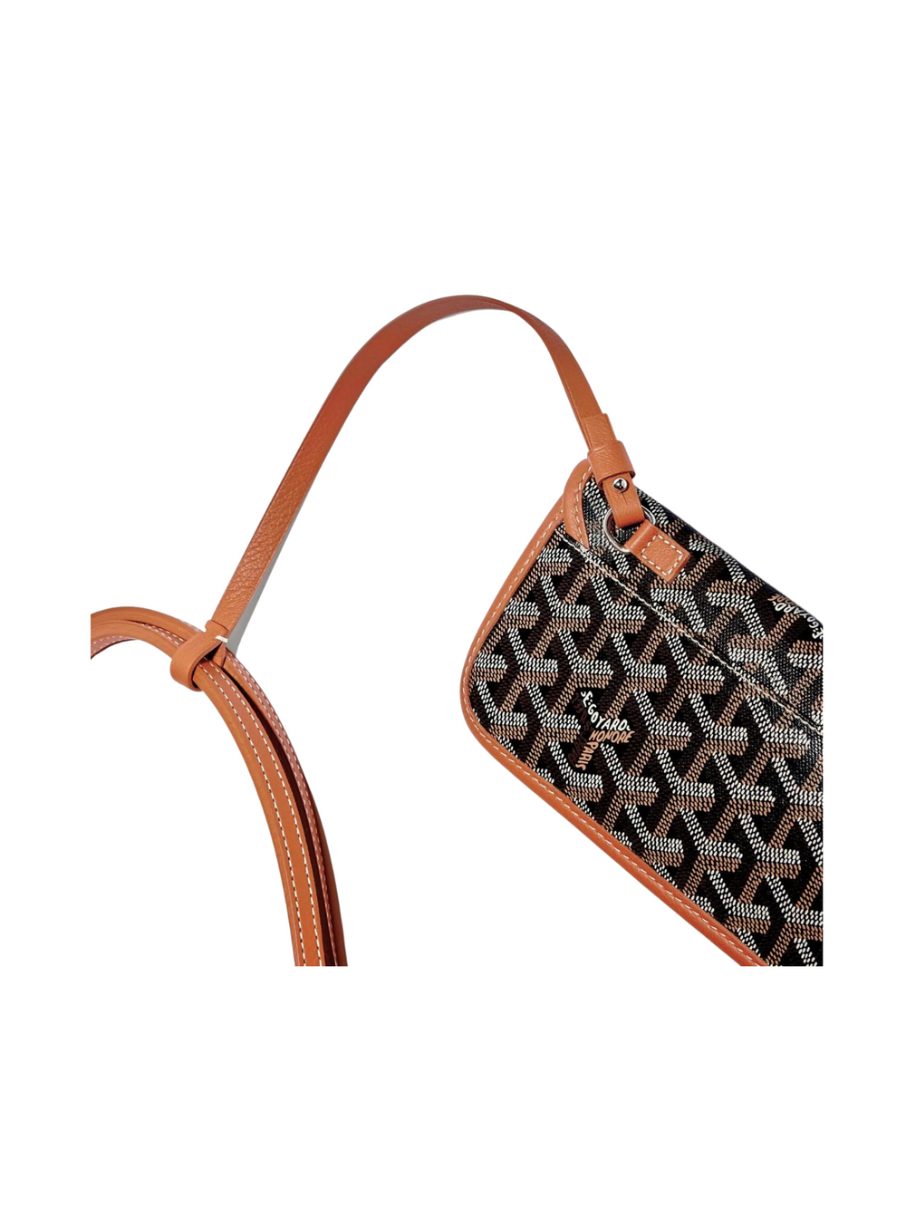 detail-belakang-pouch-Goyard-Saint-Louis-PM-Tote-Bag-Black-Tan
