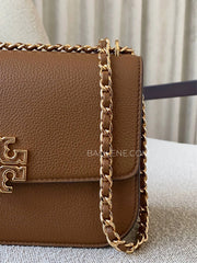 detail-chain-Tory-Burch-Britten-Small-Adjustable-Shoulder-Bag-Moose-balilene