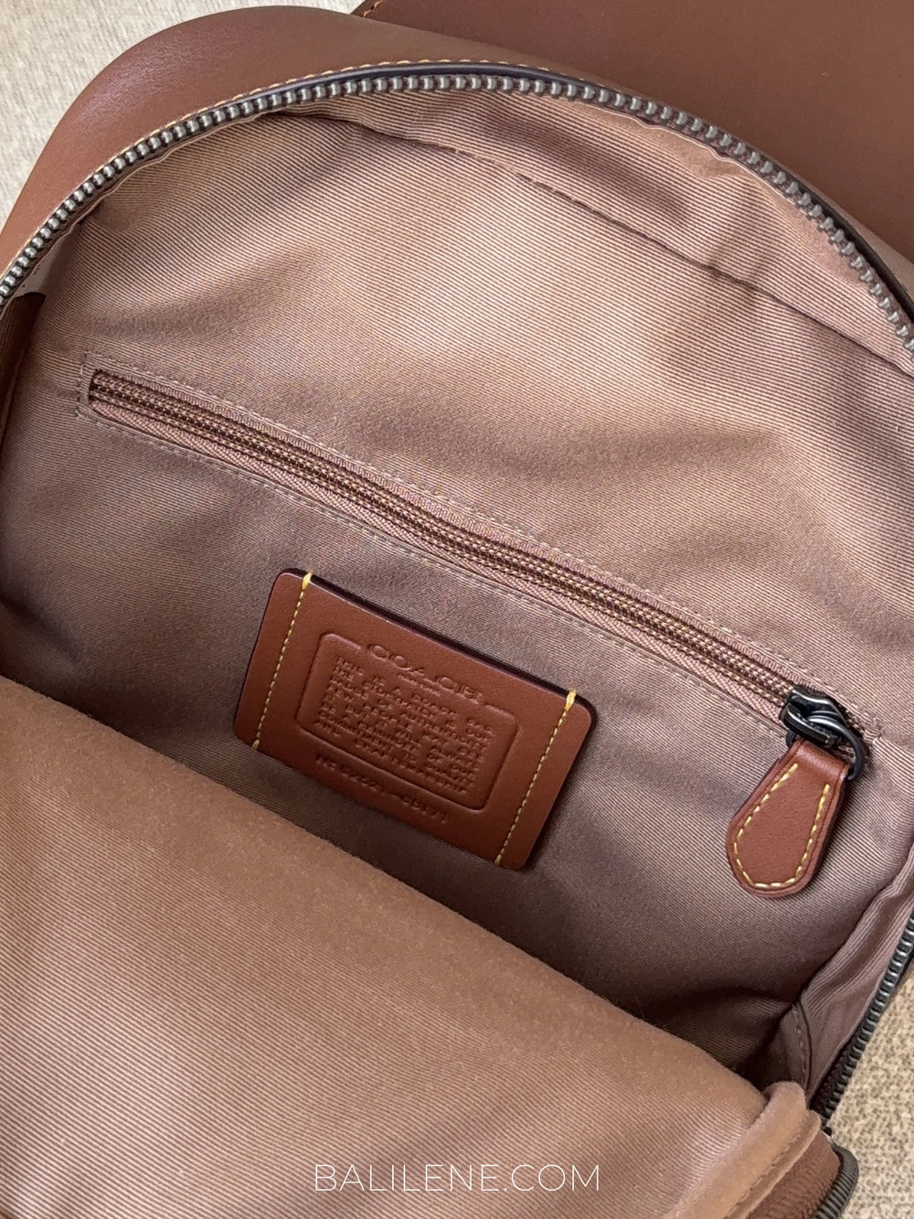 detail-dalam-1-Coach-Ethan-Pack-In-Signature-Canvas-Tan-Vintage-Brown-balilene