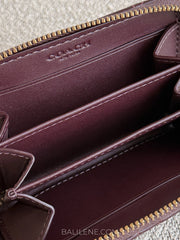 detail-dalam-Coach-Essential-Small-Zip-Around-Card-Case-With-Pillow-Quilting-Black-Curran-balilene