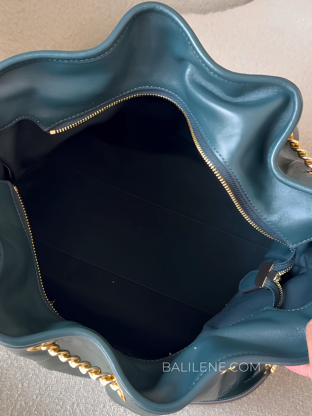 detail-dalam-Coach-Evelyn-Large-Shoulder-Bag-With-Quilting-Dark-Teal-balilene