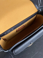 detail-dalam-Coach-Tabby-19-Messenger-Bag-Black-balilene