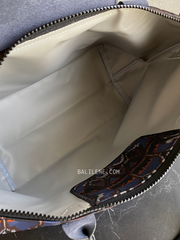 detail-dalam-Longchamp-L1899649006-Le-Pliage-Large-Ikat-Nylon-Tote-Navy-balilene