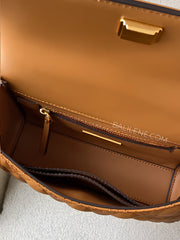 detail-dalam-Tory-Burch-Fleming-Small-Convertible-Shoulder-Bag-Kobicha-balilene