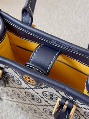 detail-dalam-Tory-Burch-T-Monogram-Mini-NS-Tote-Bag-Tory-Navy-balilene