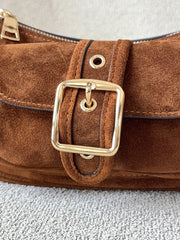 detail-depan-Coach-Ashton-Mini-Shoulder-Bag-Warm-Brown-balilene
