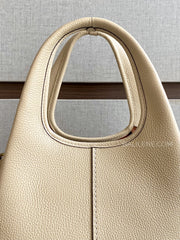 detail-depan-Coach-Lana-Shoulder-Bag-23-Ivory-balilene
