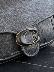 detail-depan-Coach-Tabby-19-Messenger-Bag-Black-balilene