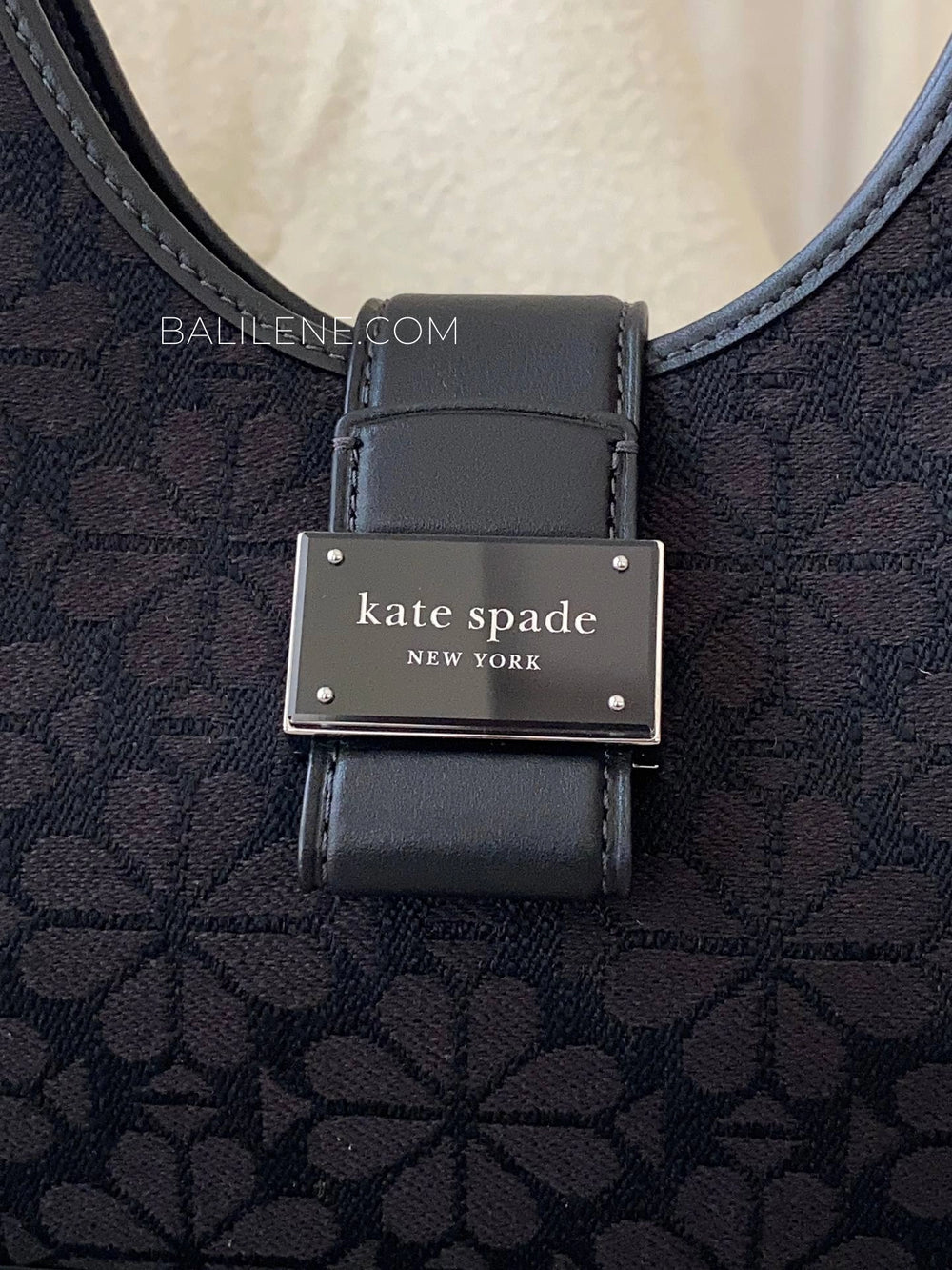 detail-depan-Kate-Spade-Flower-Jacquard-Nouveau-Small-Shoulder-Bag-Black-Multi-balilene