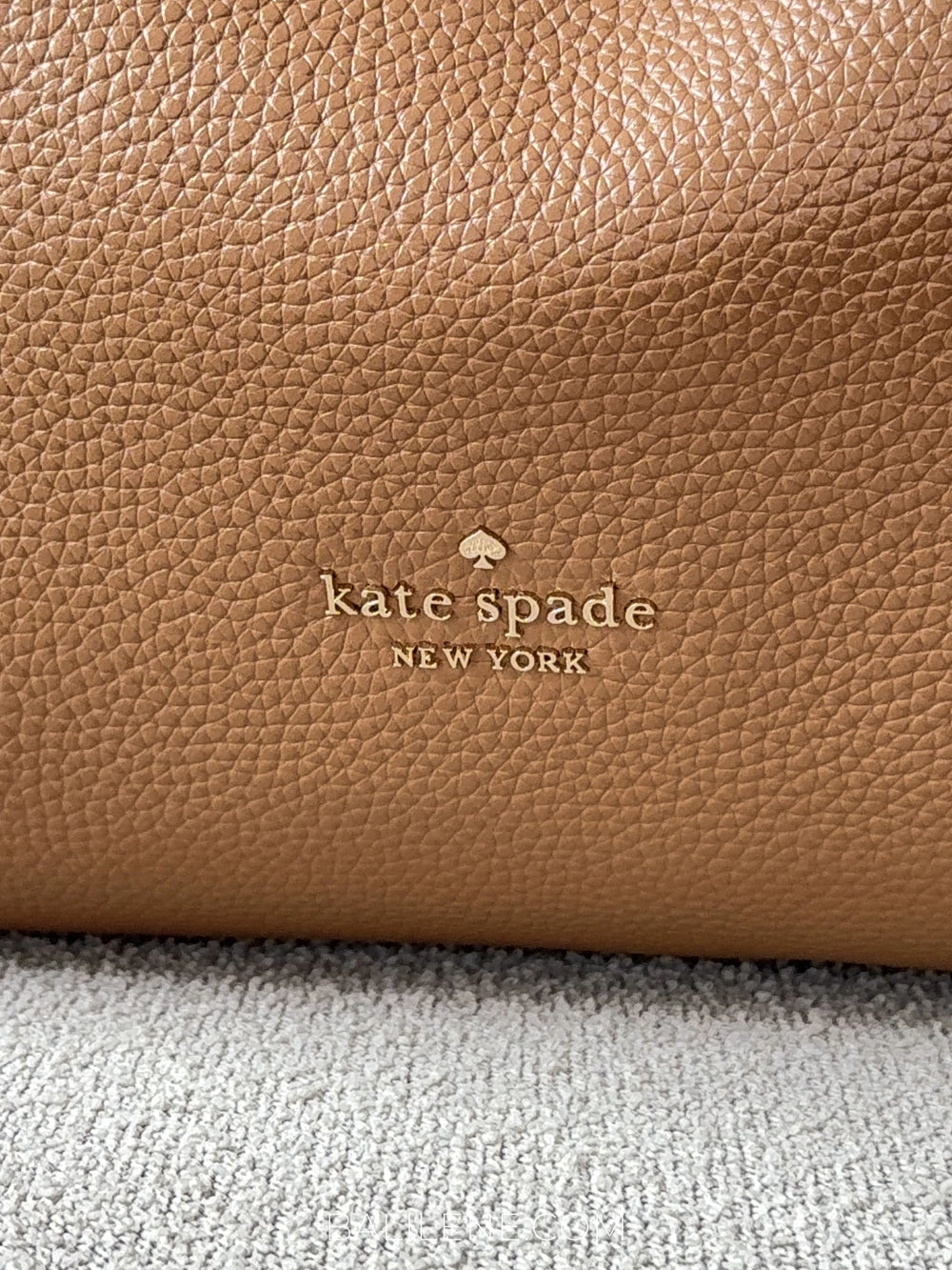 detail-depan-Kate-Spade-Knott-Large-Carryall-Bag-Bungalow-balilene