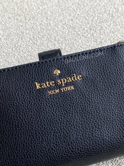 detail-depan-Kate-Spade-Medium-Bifold-Wallet-Black-balilene