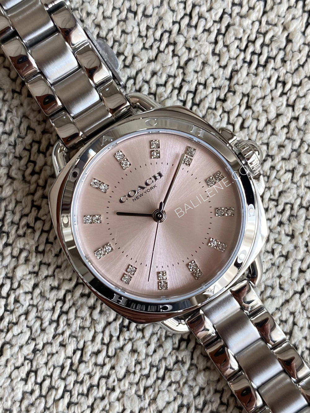 detail-dial-Coach-Tatum-Blush-Dial-Womens-Stainless-Steel-Quartz-Watch-Silver-balilene