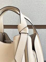 detail-handle-Kate-Spade-Knott-Medium-Crossbody-Tote-Bag-Milk-Glass-balilene