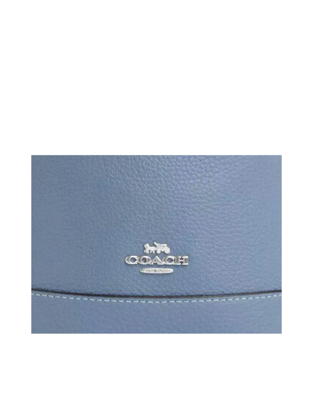 detail-logo-Coach-Dempsey-Drawstring-Bucket-Bag-15-Leather-Light-MistWEBP