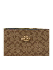 detail-logo-Coach-Nolita-19-Micro-Signature-Canvas-Khaki-Black