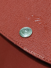 detail-logo-Longchamp-Le-Pliage-Neo-Medium-Nylon-Shoulder-Tote-Rouge