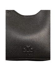 detail-logo-Tory-Burch-Thea-Small-Bucket-Bag-Black