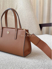detail-samping-Tory-Burch-Blake-Mini-Tote-Cortado-balilene