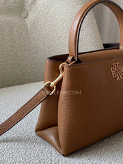 detail-samping-Tory-Burch-Britten-Mini-Satchel-Bag-Moose-balilene