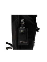 detail-samping-Tumi-Wooland-Sling-Black