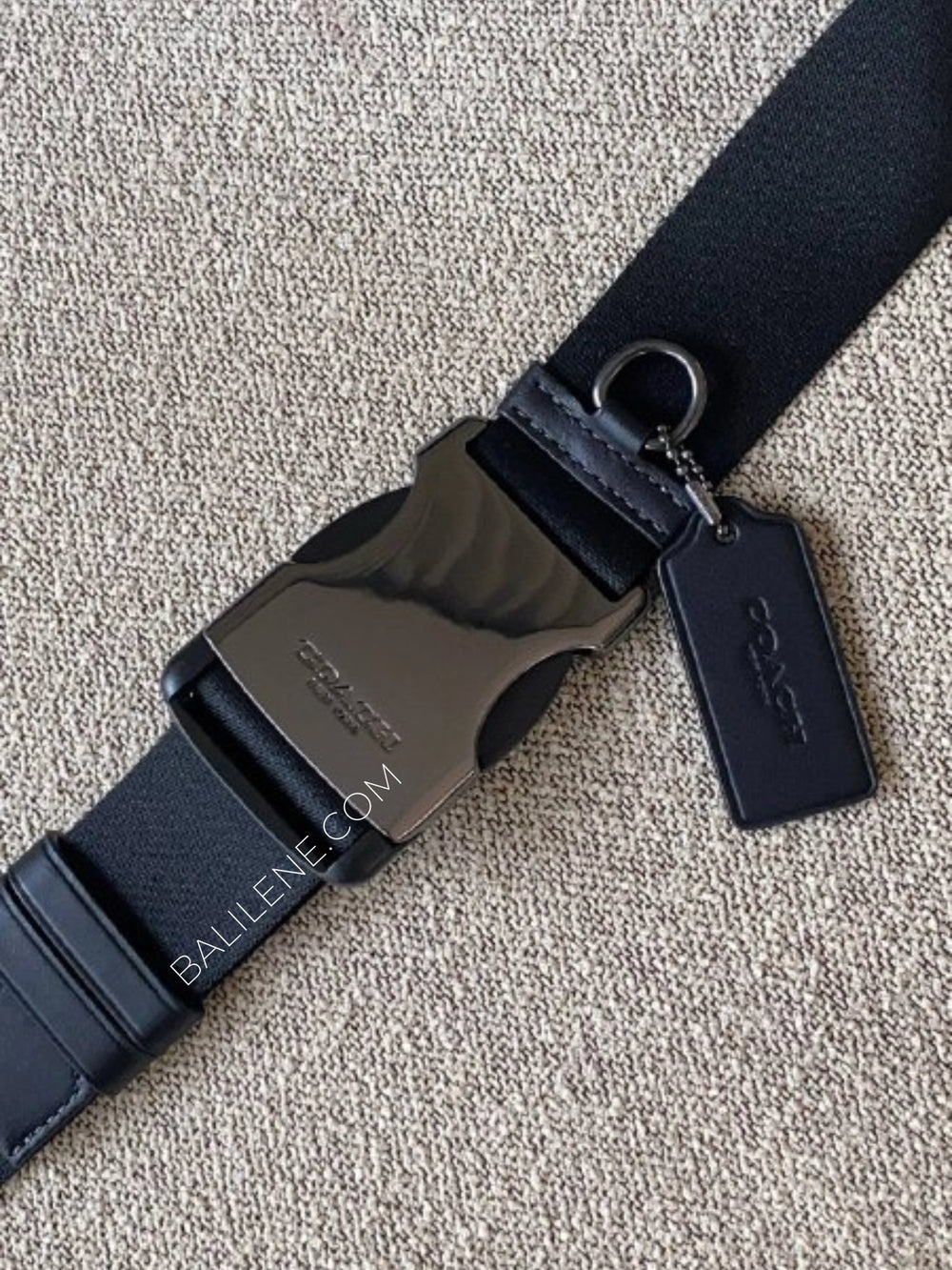 detail-strap-Coach-Racer-Belt-Bag-Black-balilene