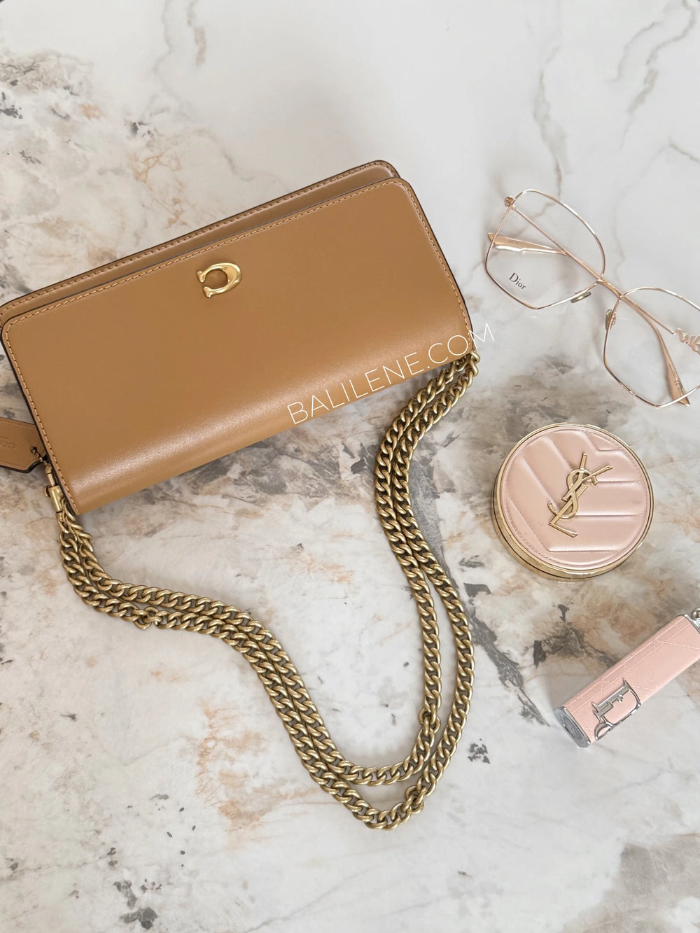 gambar-Coach-Evie-Essential-Long-Wallet-With-Chain-Honey-Brown-balilene
