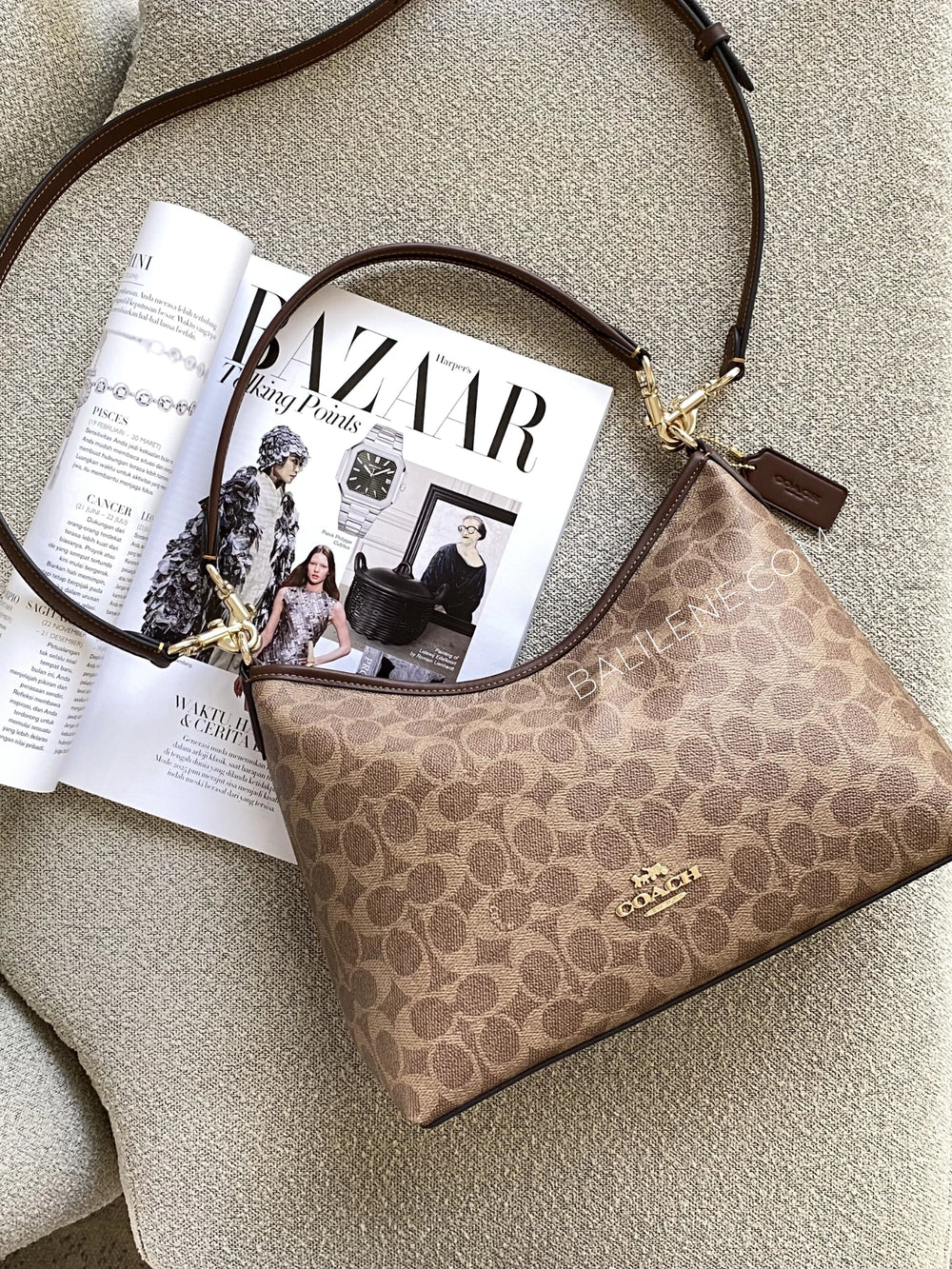 gambar-Coach-Laurel-Shoulder-Bag-In-Signature-Canvas-Tan-Brown-balilene