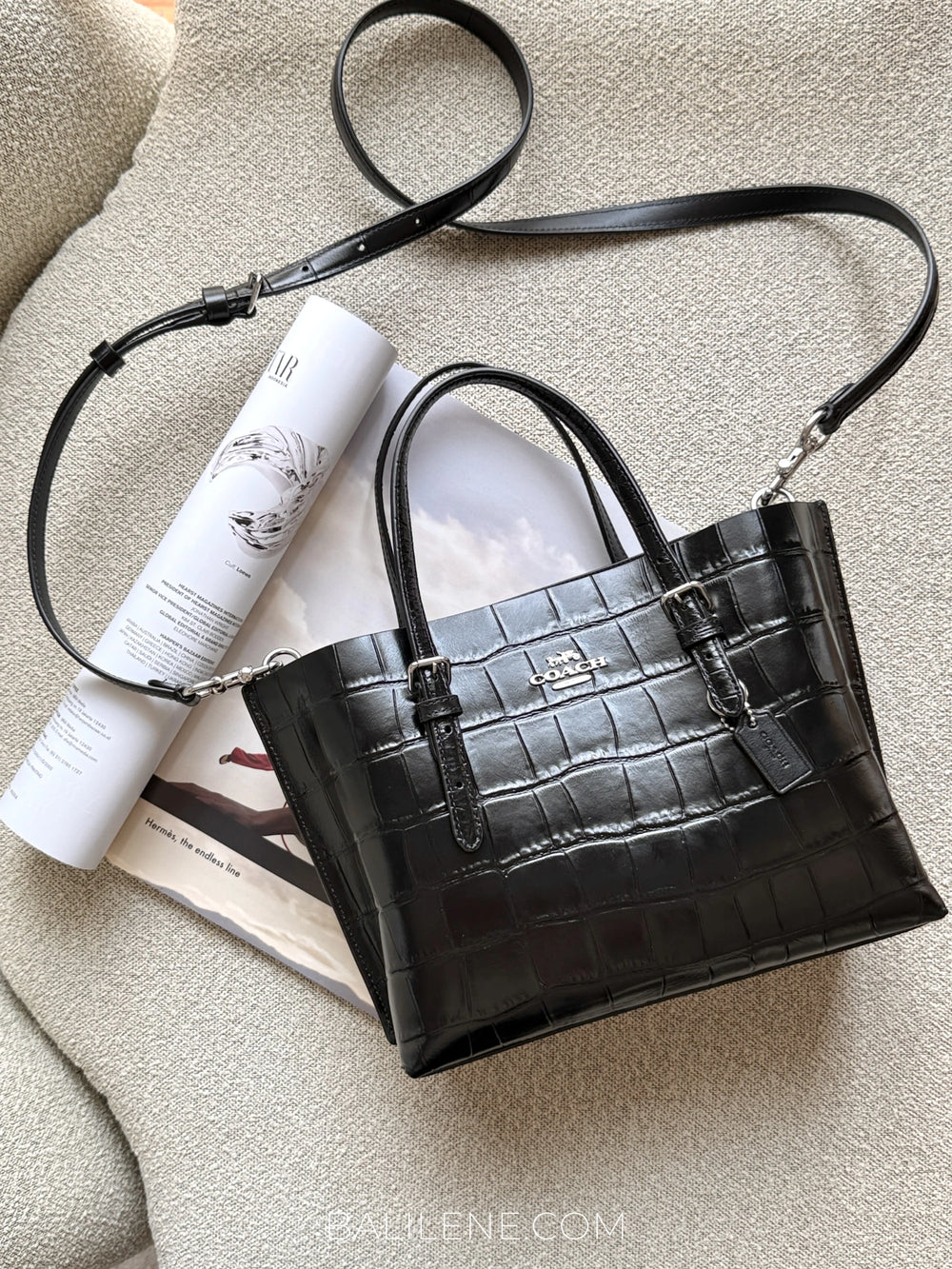 gambar-Coach-Mollie-Tote-Bag-25-Crocodile-Embossed-Black-balilene