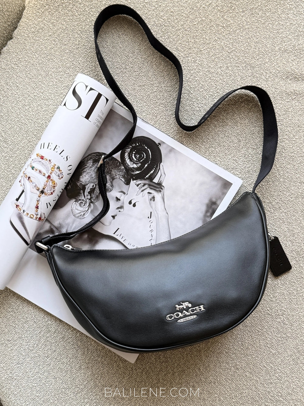 gambar-Coach-Pace-Shoulder-Bag-Black-balilene