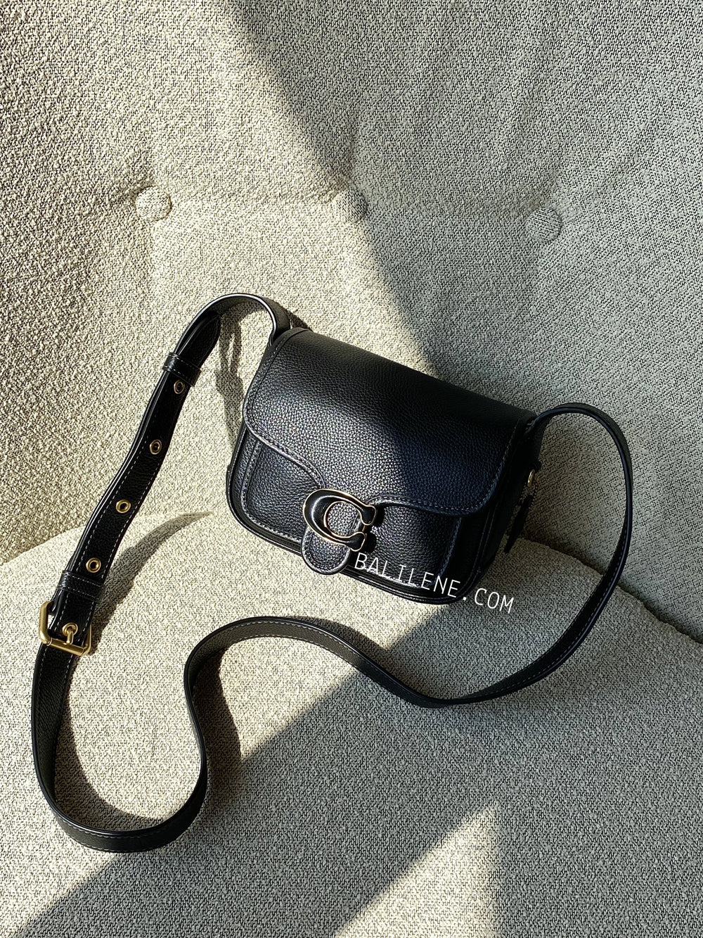 gambar-Coach-Tabby-19-Messenger-Bag-Black-balilene