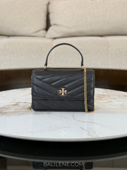 gambar-Tory-Burch-Kira-Chevron-Mini-Top-Handle-Chain-Wallet-Black-balilene
